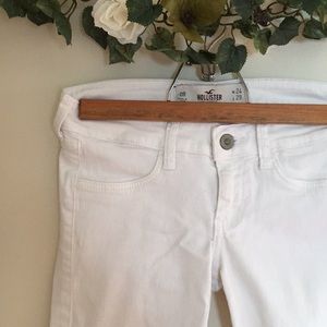 Hollister sz 25
